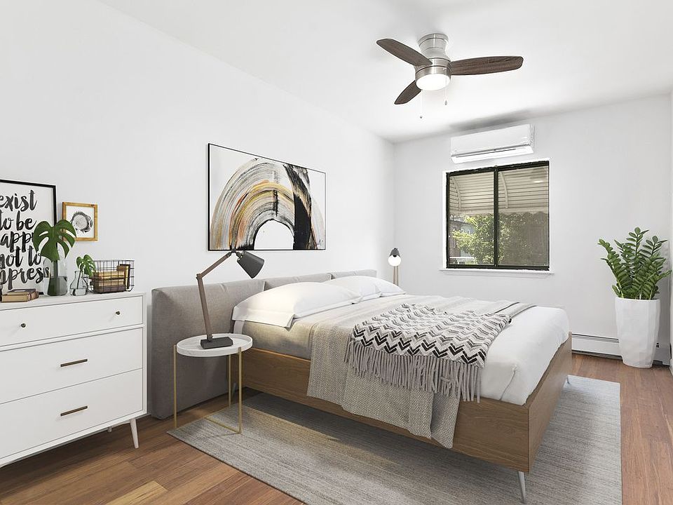 1st image of 314 Chauncey St #2