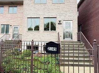 2145 W 32nd St, Chicago, IL 60608
