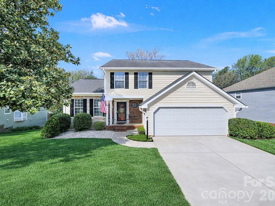1st image of 263 Fox Hollow Rd