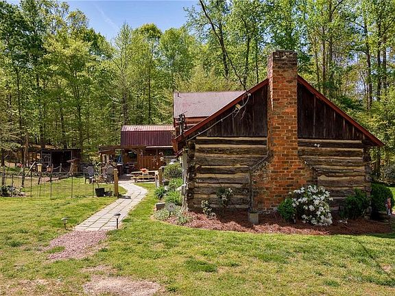 38th image of 7198 Spring Hill Rd