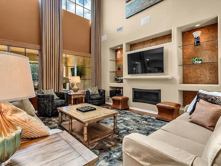 3355 E Indigo St — Photo 33