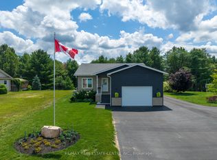 16 Williams Dr, Bancroft, ON K0L 1C0