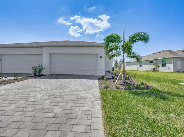 8769 Saint Kitts Cir, Englewood, FL 34224