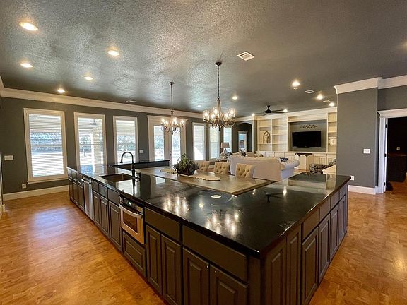 4th image of 3 Shady Creek Ln