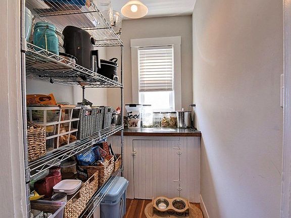 5th image of 17 Hovey St #17