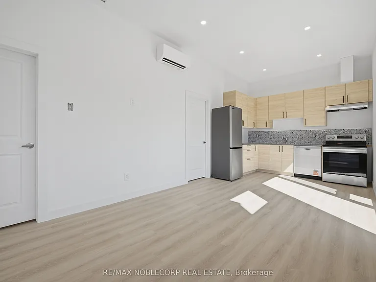 6 Evandale Rd #GARDEN — Photo 10