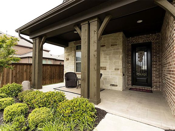 5th image of 1212 Stonewall Dr
