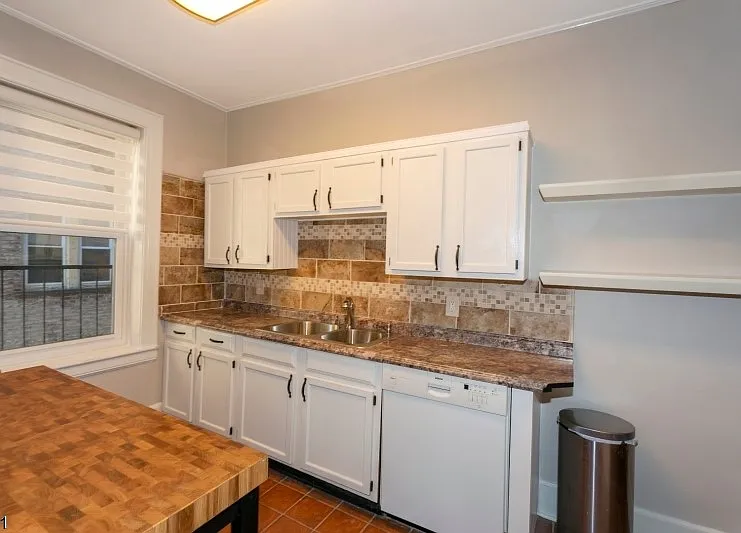 14 Forest St #205 — Photo 3