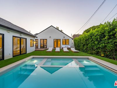 1222 S Genesee Ave, Los Angeles, CA, 90019