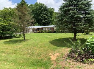 198 Olympic Dr, Tazewell, VA 24651