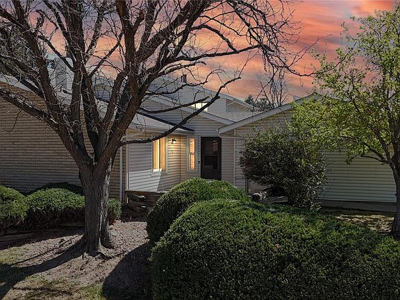 2nd image of 246 S 22nd Avenue