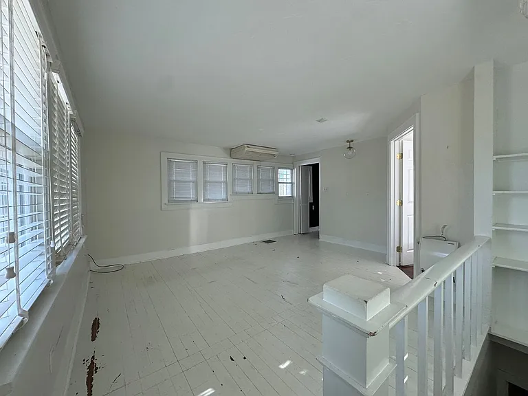 1523 W Broadway Ave — Photo 21