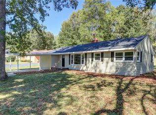 1119 Trogdon Dr, Eden, NC 27288