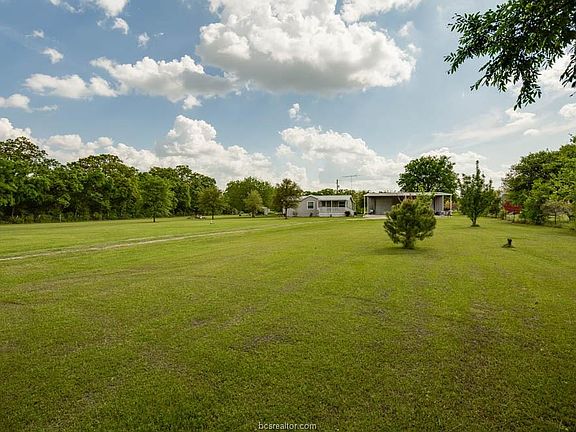 2nd image of 4844 S Oakland Ln