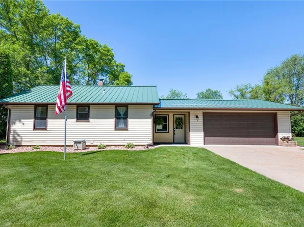 215 E Slocumb Street, Rice Lake, WI 54868