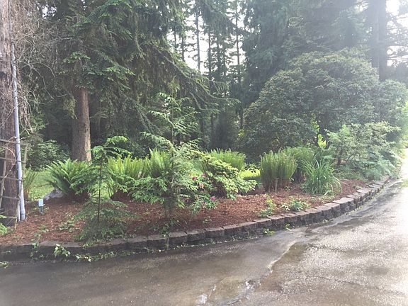 4th image of 2525 271st Ave SE