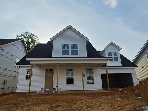 525 Fenwick Dr, Woodruff, SC 29388