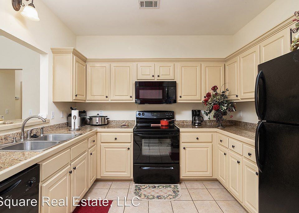 2nd image of 321 Christman Dr