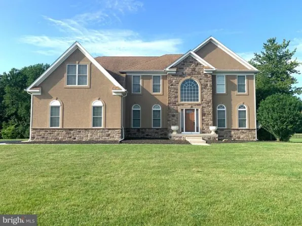 19 Valley Ln, Mullica Hill, NJ 08062