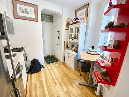 Rented by J PRESTON AND ASSOCIATES INC | media 11