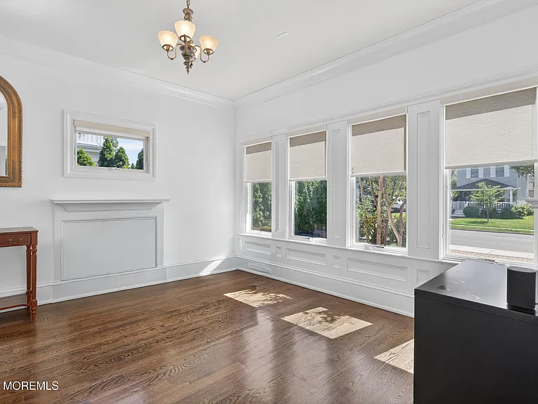 29 Lafayette St — Photo 10