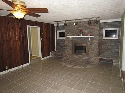 5th image of 505 Dogwood Ln