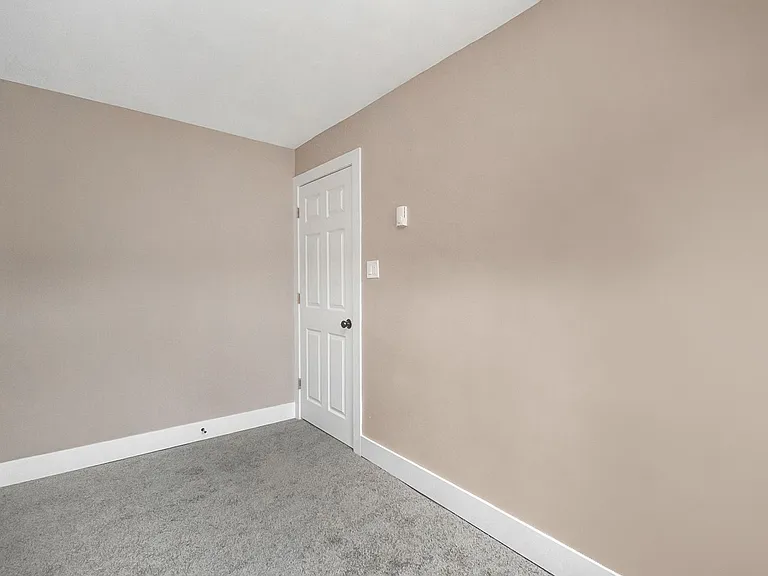 2269 Pennsylvania Ave — Photo 23
