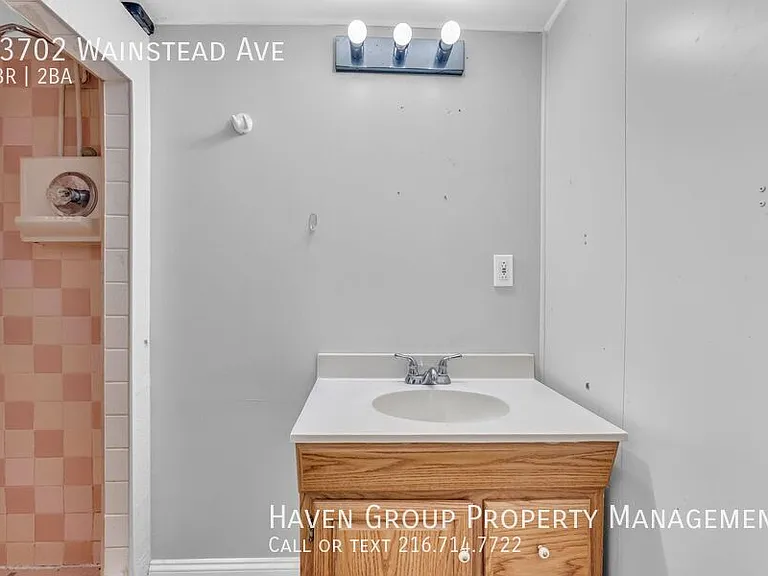 13702 Wainstead Ave — Photo 19