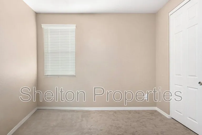 15062 W Portland St — Photo 19