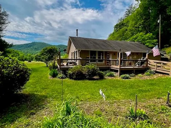 85 Sidco Ln, Cullowhee, NC 28723