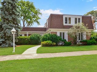 2025 Milton Ave, Park Ridge, IL 60068