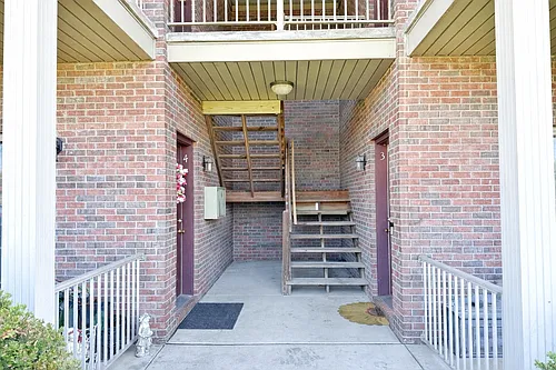 1713 N Spring St Photo 1
