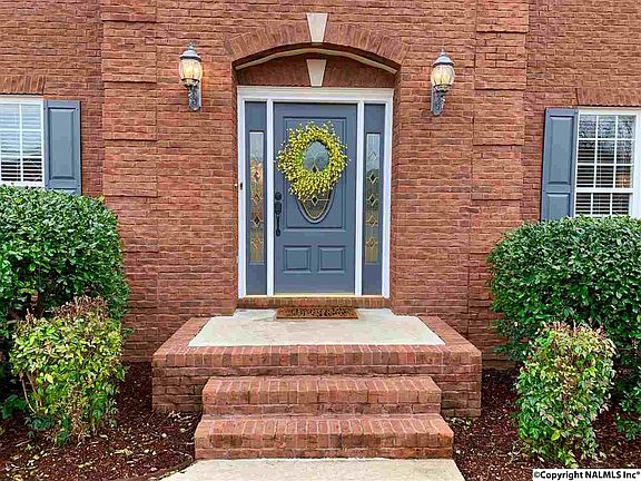 2nd image of 269 Cheswick Dr NW