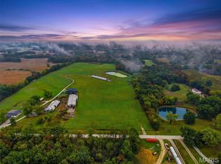 564 Cave Farm Rd, Troy, MO 63379