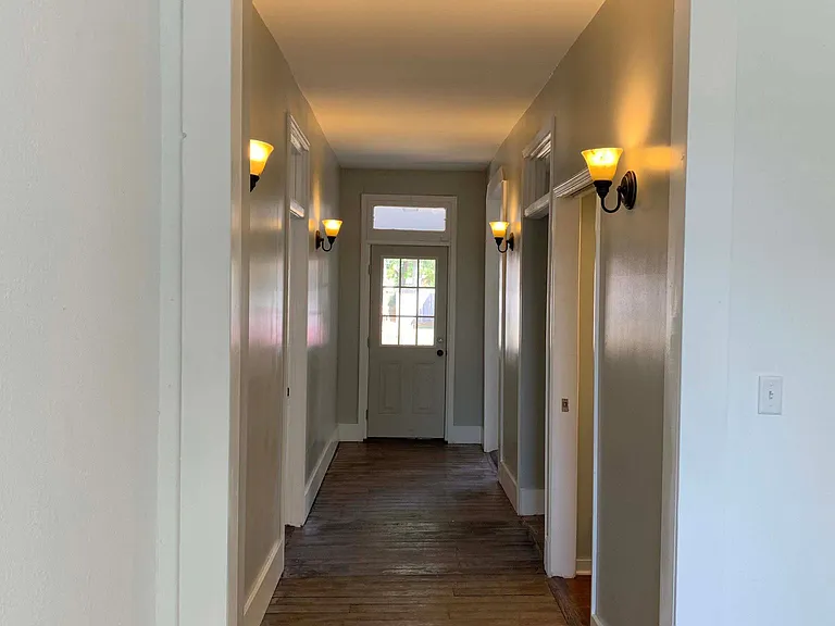 2400 Union Ave — Photo 10
