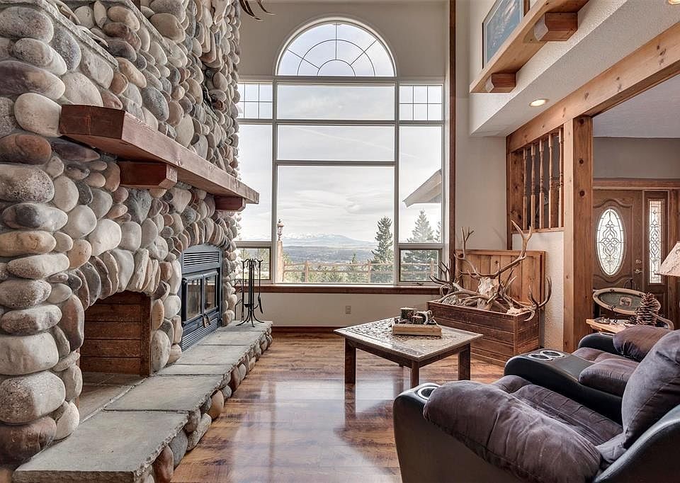 1st image of 103 Hideaway Trl