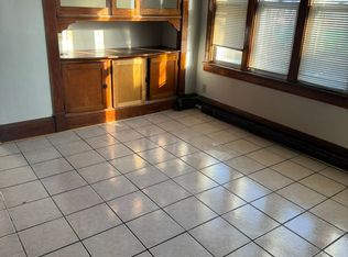 2137 S 20th St, Milwaukee, WI 53215