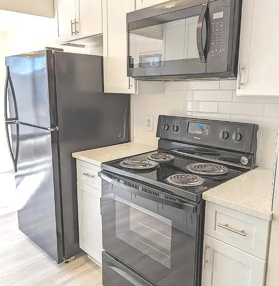 18001 Chalet Dr #19202 — Photo 5