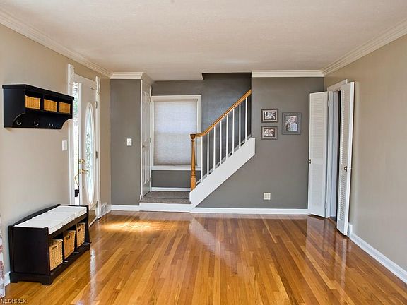5th image of 2779 Woodland St NE