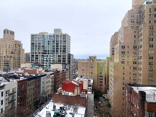 Rented by Corcoran | media 23