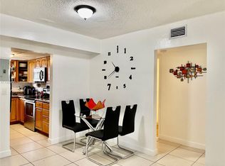 7330 SW 82nd St APT B117, Miami, FL 33143