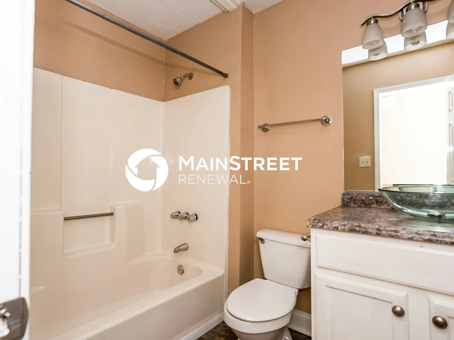 4055 Cranwood Dr — Photo 4