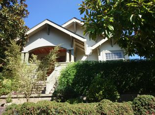 6842 17th Ave NE, Seattle, WA 98115