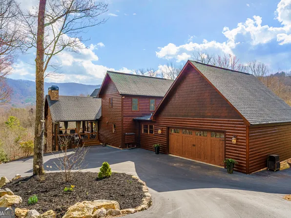 339 Birdseye Vw, Blue Ridge, GA 30513