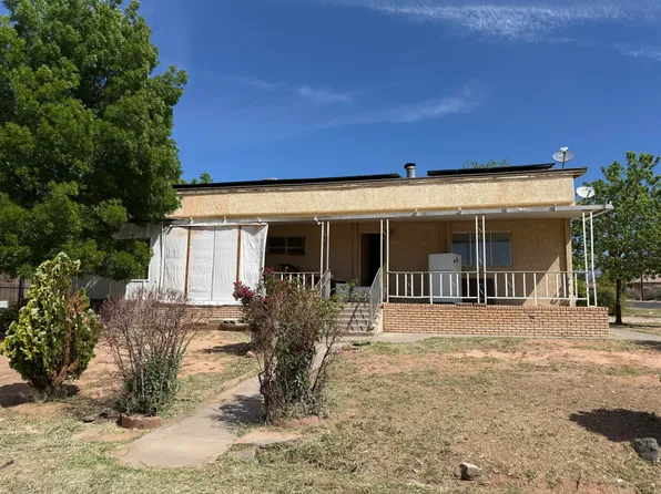102 W 200 S, Washington, UT 84780