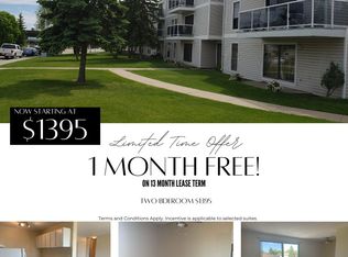 1415 Lakewood Rd W, Edmonton, AB T6K3Y1