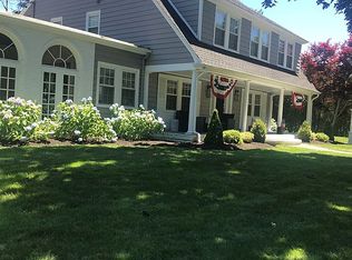 76 River View Ln, Centerville, MA 02632