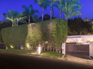 1124 Tower Rd, Beverly Hills, CA 90210