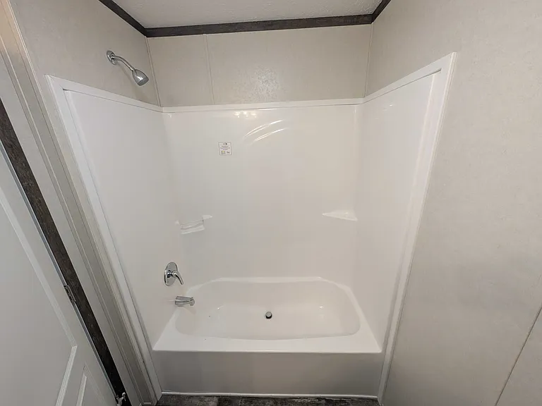 38000 Le Chateau Blvd #491 — Photo 23