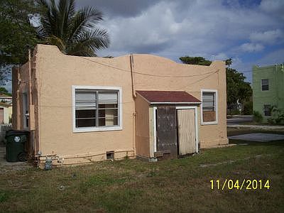 5th image of 1407 1st Ave S